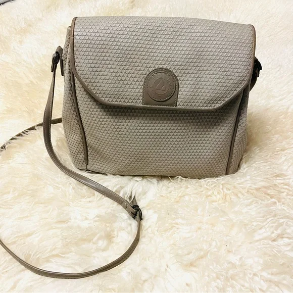 Vintage 80’s Leather Liz Claiborne Bag - Picture 2 of 7